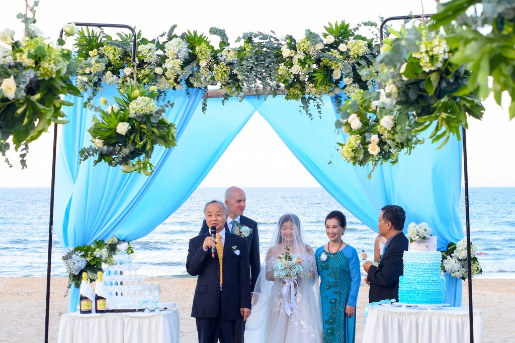 Marverlous Wedding Ceremony: Robert – Thu Hang