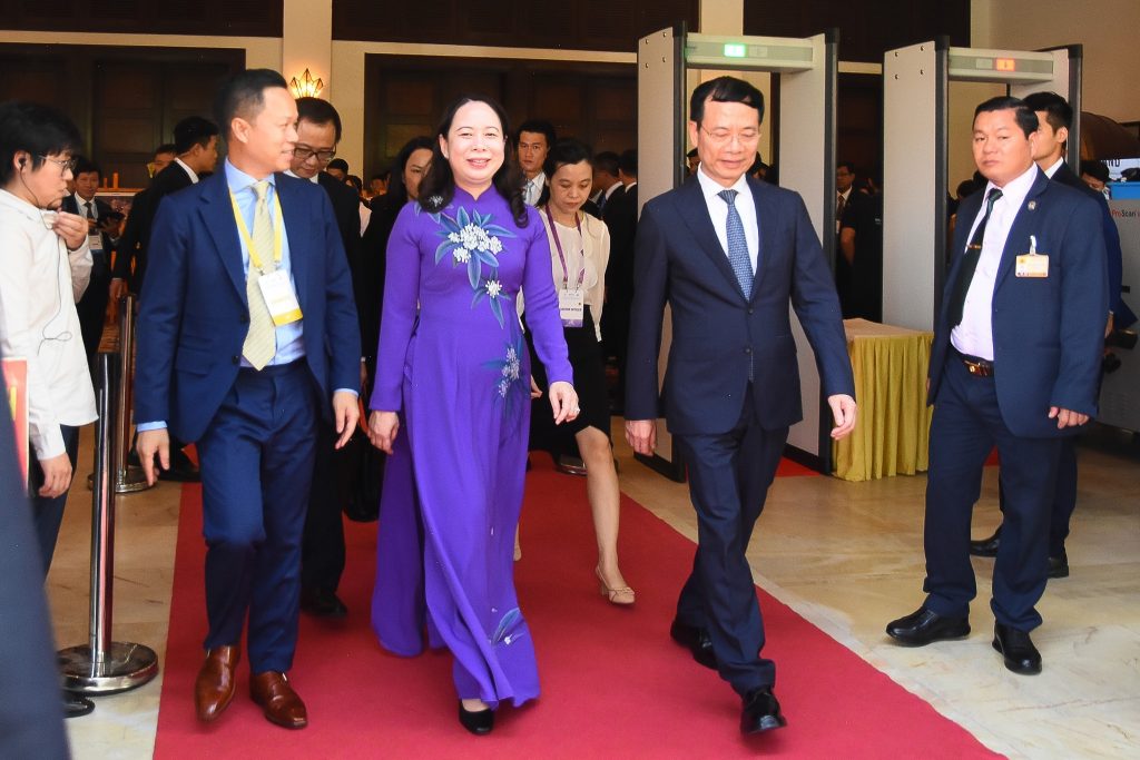 ベトナムの副大統領であるヴォ・ティ・アイン・スアン氏とASEAN諸国の閣僚たちをAMRI第16回に歓迎できることを誇りに思います。