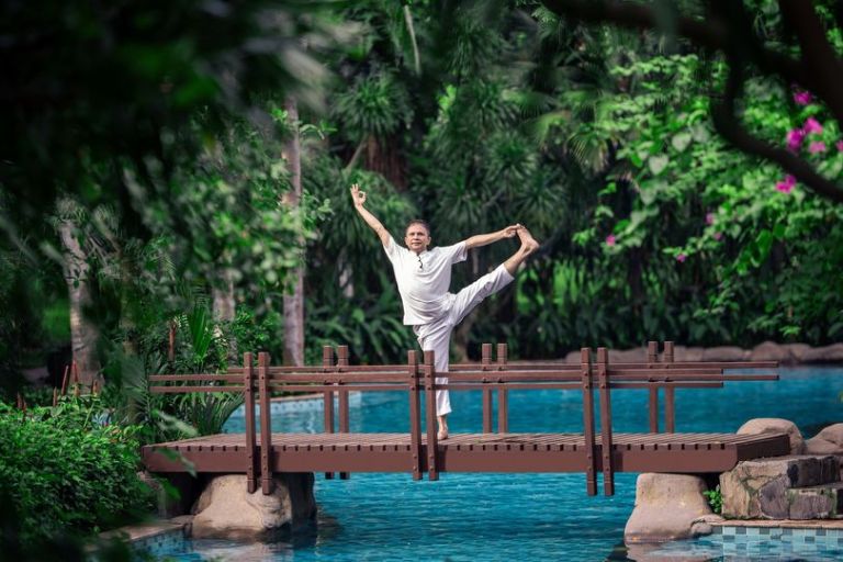 Xu Hướng Du lịch mới – Du lịch Sức Khỏe và Lớp Học Yoga tại Furama Resort Đà Nẵng