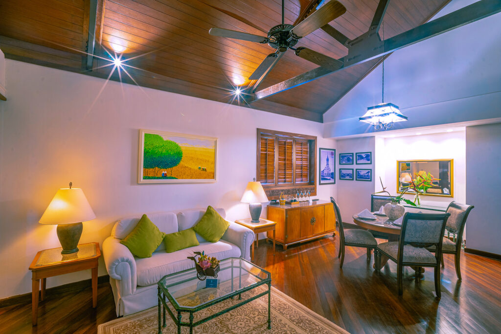 Furama-Resort-Danang-OCEAN-SUITE-(9)