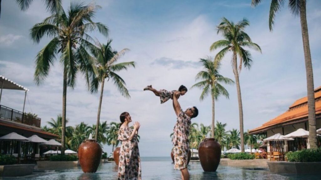 منتجع عائلي على الشاطئ في دا نانغ Furama Resort Danang