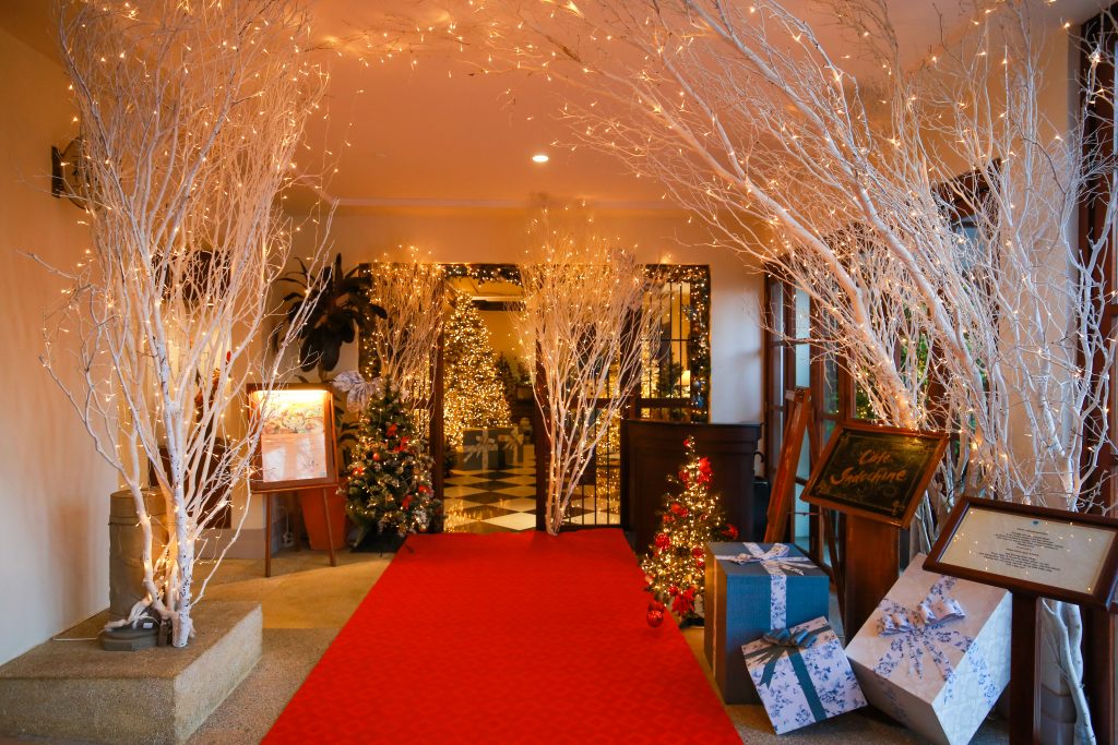 Рождественский пляжный отдых в Furama Resort Danang
